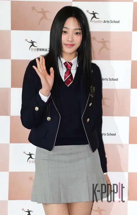 Minji (NewJeans) — Hanlim Arts High School Graduation