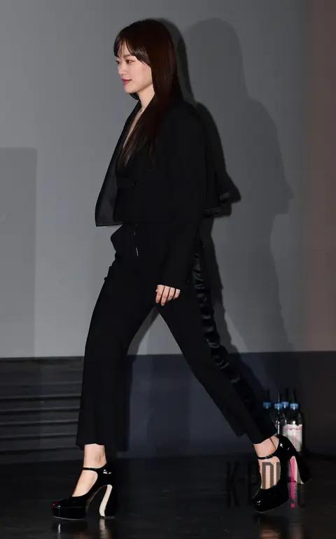 Chun Woo-hee — I Just Dropped My Phone Production Briefing