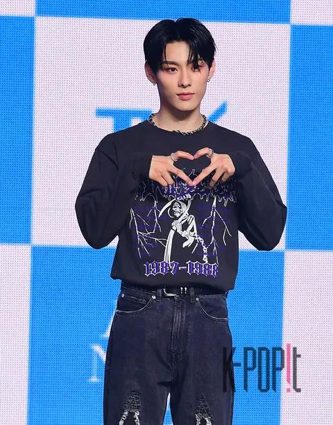 Woo Kyung-jun (TNX) — Showcase