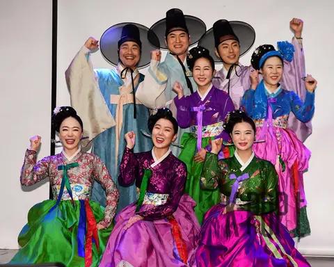 Arialarari — Adelaide Korea Sendoff Ceremony