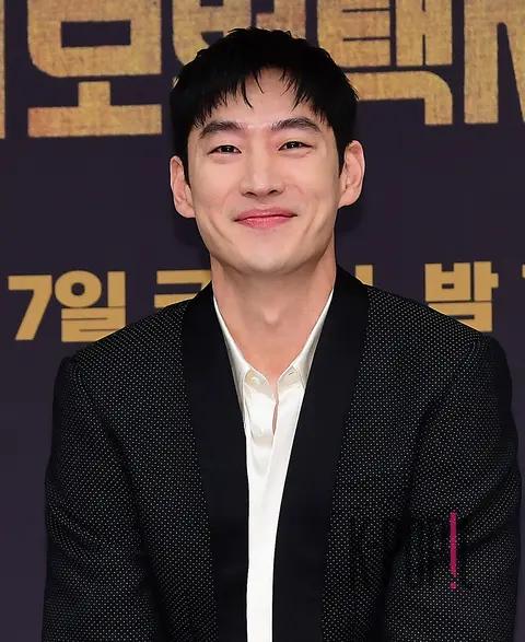Lee Je-hoon — Exemplary Taxi 2 Production Briefing