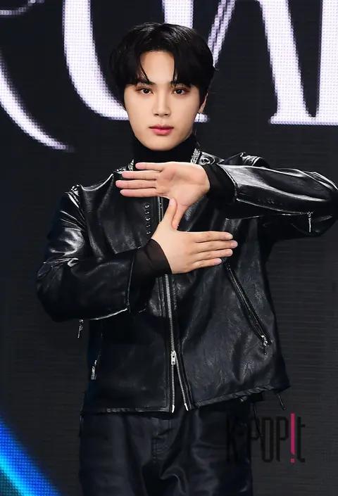 Ju Haknyeon (THE BOYZ) — Showcase