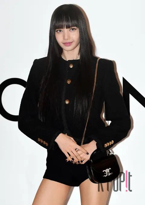 LISA (BLACKPINK) — Launch