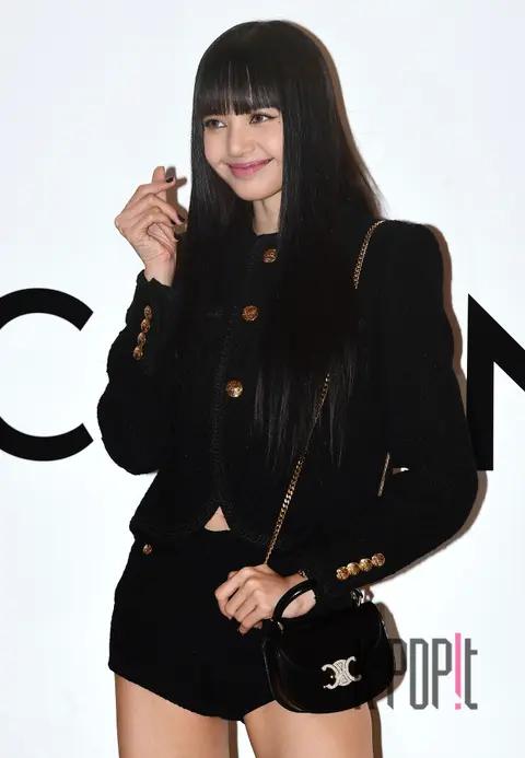 LISA (BLACKPINK) — Launch