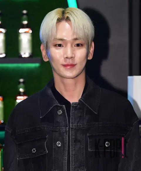 Key (SHINee) — Launch
