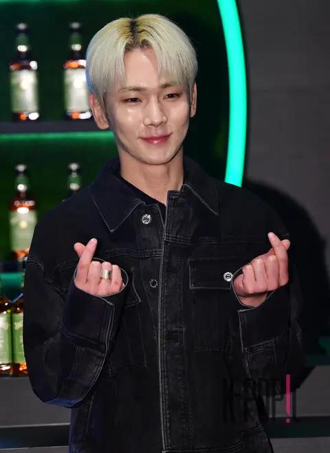 Key (SHINee) — Launch