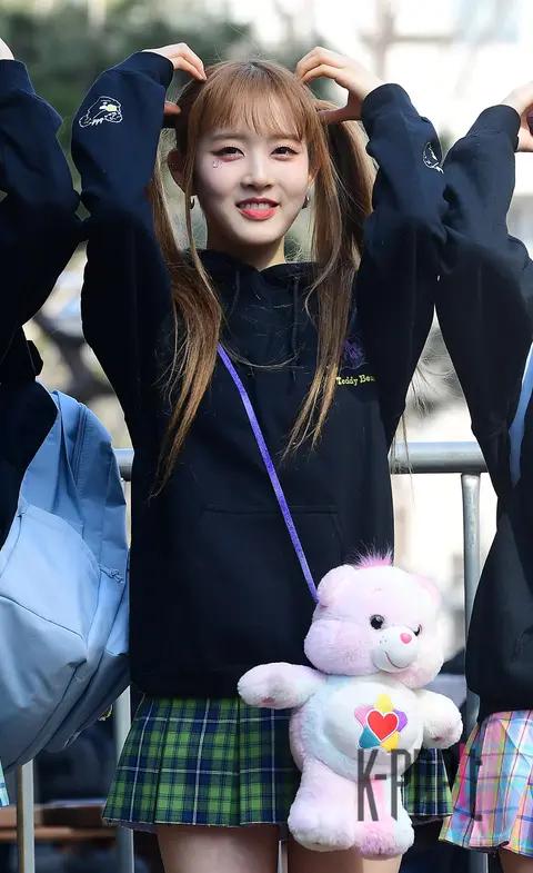 Sieun (STAYC) — Music Bank Arrival