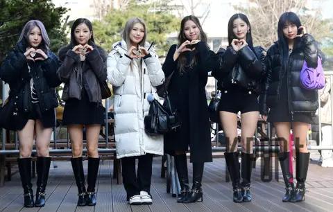 PURPLE KISS — Music Bank Arrival