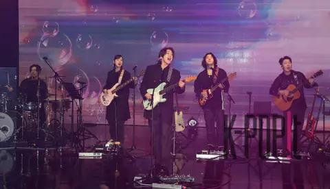 Kim Hyun-joong — Showcase