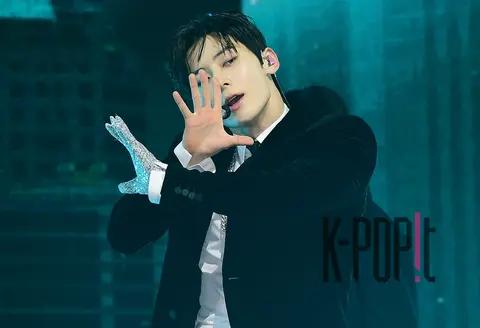 Hwang Min-hyun — Showcase