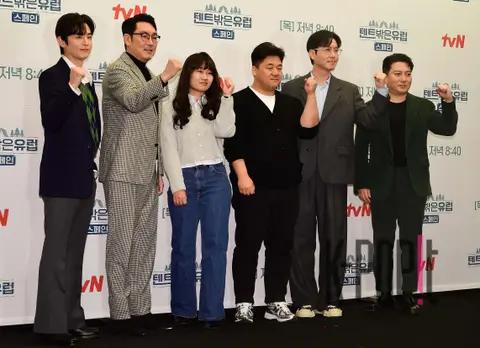 Kwon Yul, Cho Jin-woong, Hong Jin-ju (PD), Kang Goong (PD), Choe Won-yeong, Park Myung-hoon — Outside the Tent is Europe Production Briefing