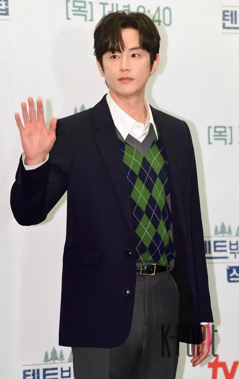 Kwon Yul — Outside the Tent is Europe Production Briefing