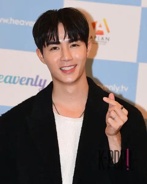 G Frook — Heavenly, Domundy Press Conference