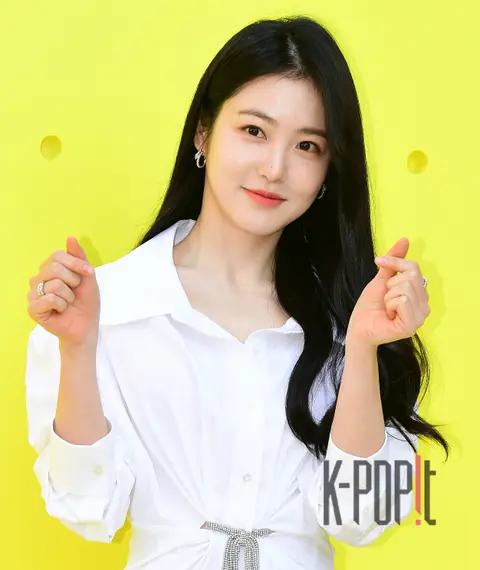 Shin Ye-eun — Launch