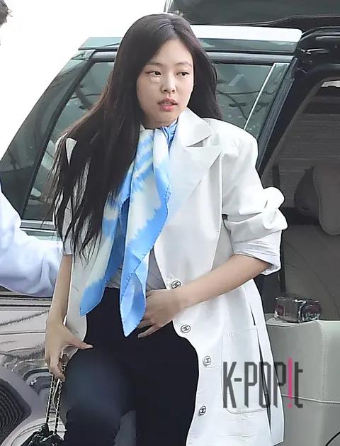 JENNIE (BLACKPINK) — Airport