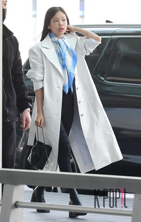 JENNIE (BLACKPINK) — Airport
