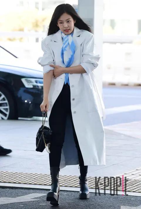 JENNIE (BLACKPINK) — Airport