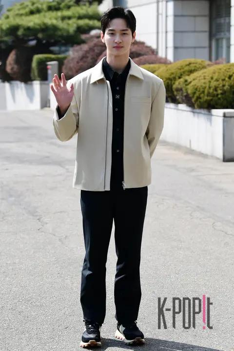 Jang Dong-yoon — Arrival