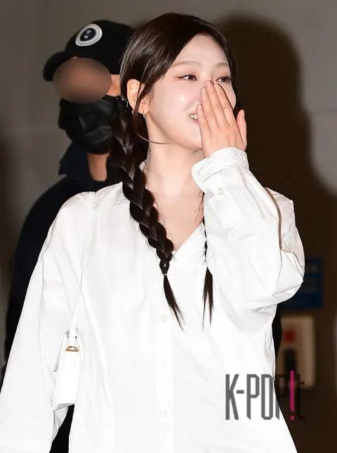 Ning Ning (aespa) — Airport
