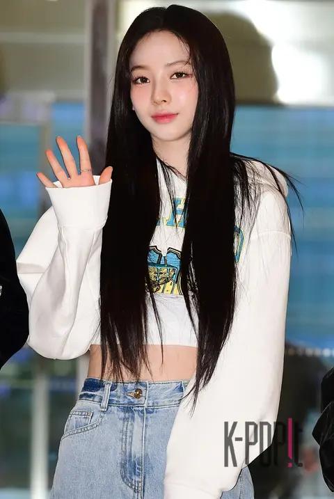 Karina (aespa) — Airport