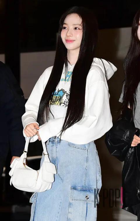 Karina (aespa) — Airport