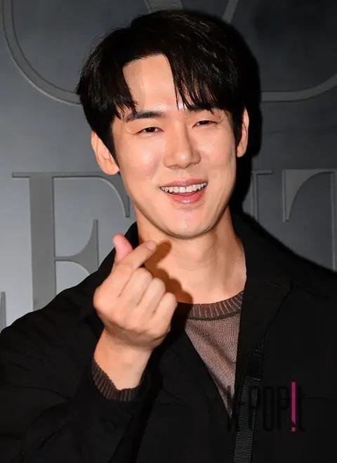 Yoo Yeon-seok — Launch