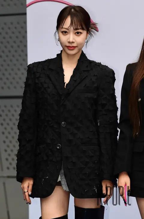 Eunji (Brave Girls) — Fashion Week