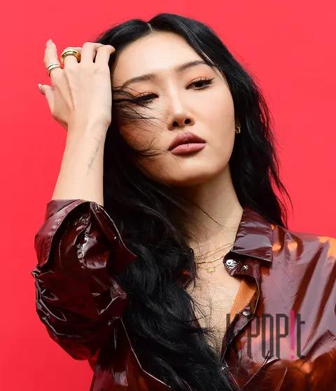 Hwasa (MAMAMOO) — Launch