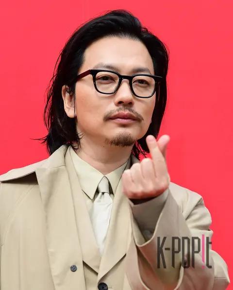 Lee Dong-hwi — Launch
