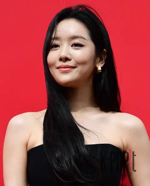 Cha Joo-young — Launch