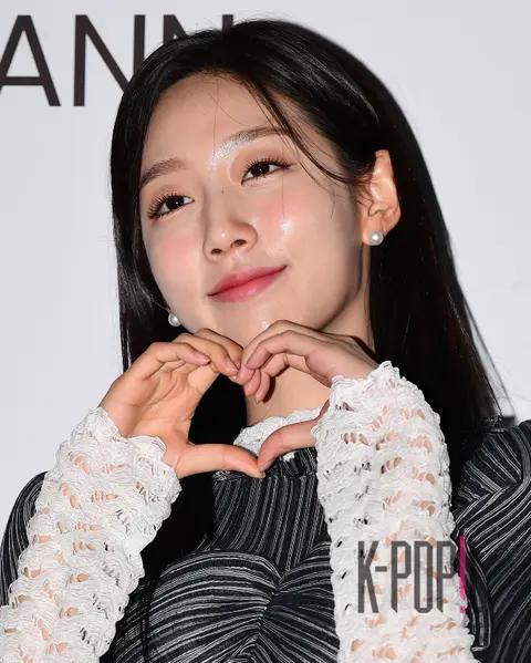 Ye-in (Lovelyz) — Xi'an Fashion Week