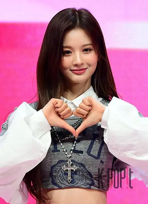 Seol-yun (NMIXX) — NMIXX Showcase