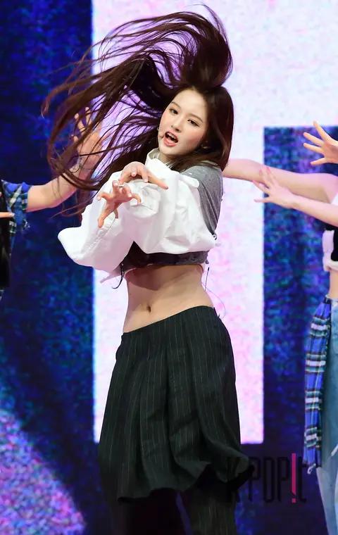 Seol-yun (NMIXX) — NMIXX Showcase