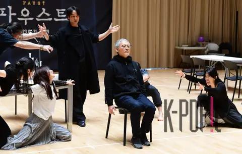 Yoo In-chon, Park Hae-soo — Faust Practice Room Reveal