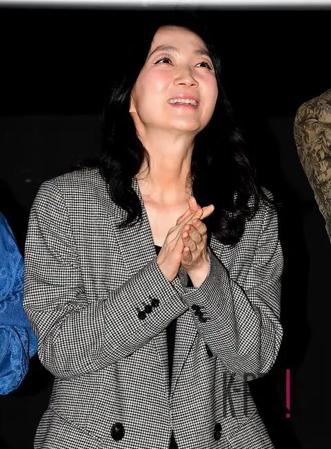 Kim Ju-ryeong — Casino Stage Greeting