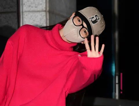 LISA (BLACKPINK) — Airport