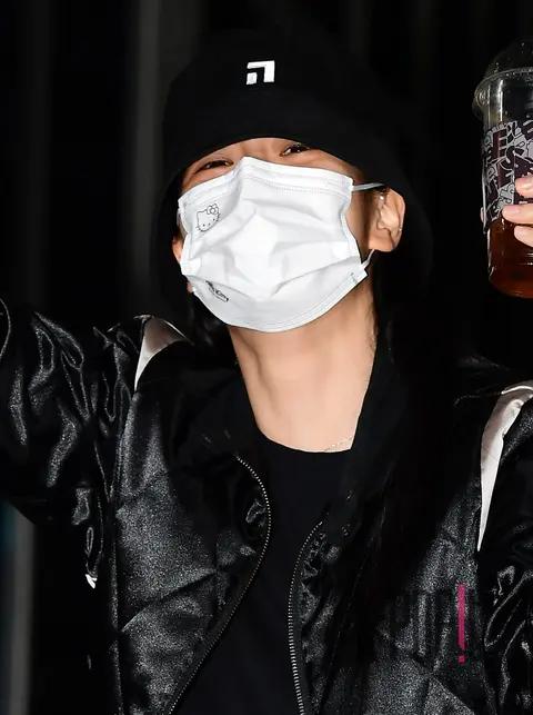 Jisoo (BLACKPINK) — Airport