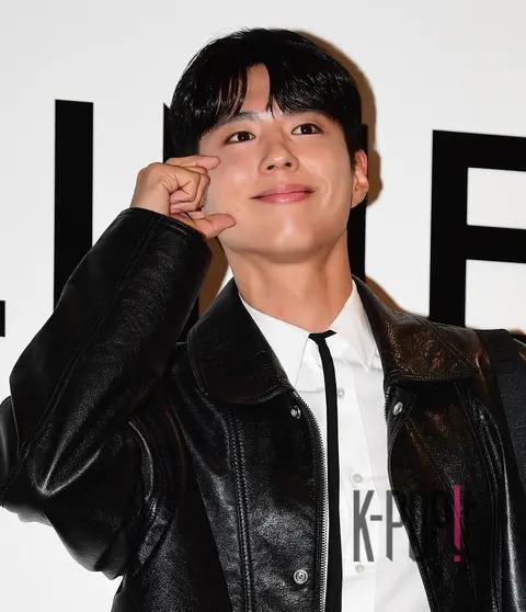 Park Bo-gum — Launch