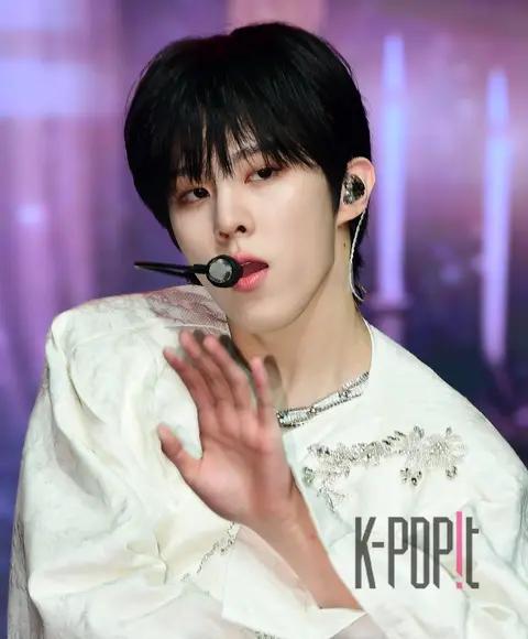 Kim Woo-seok — Showcase