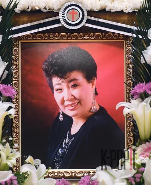 Joint Photography Press Corps — Hyun-mi Funeral