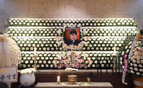 Joint Photography Press Corps — Hyun-mi Funeral
