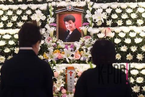Joint Photography Press Corps — Hyun-mi Funeral