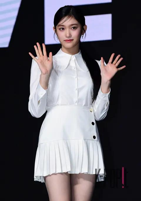 Leeseo (IVE) — IVE Press Conference
