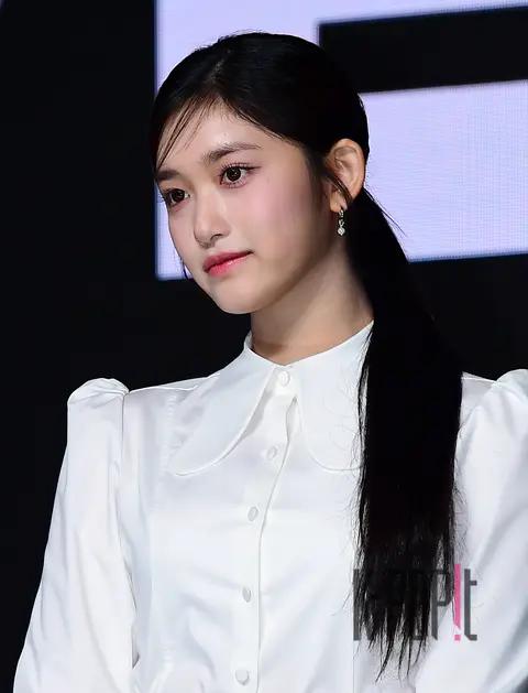 Leeseo (IVE) — IVE Press Conference