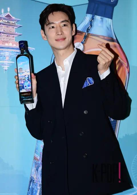 Lee Je-hoon — Launch