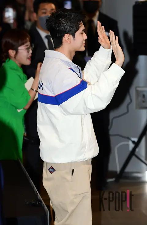 Ong Seong-wu — Arrival