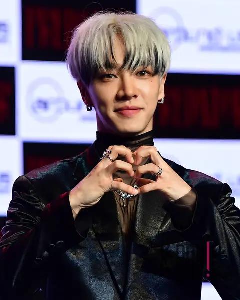 Lee Ki-kwang (HIGHLIGHT) — Showcase