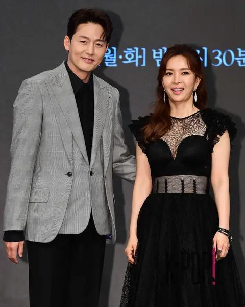 Lee Jeong-jin, Shin Eun-jung — Queen of Masks Production Briefing