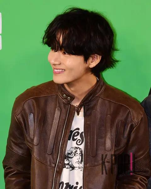 V (BTS) — Dream VIP Premiere