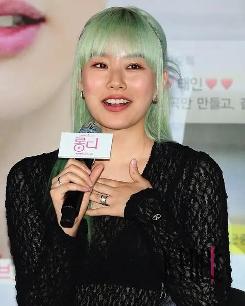 Park Yu-na — Londy Press Screening